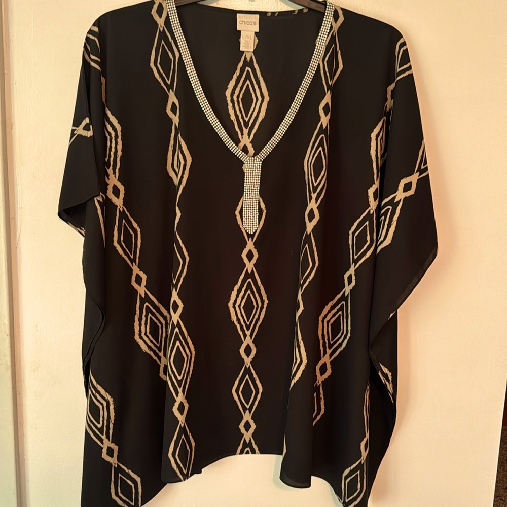 Rhinestone vneck black short sleeve blouse